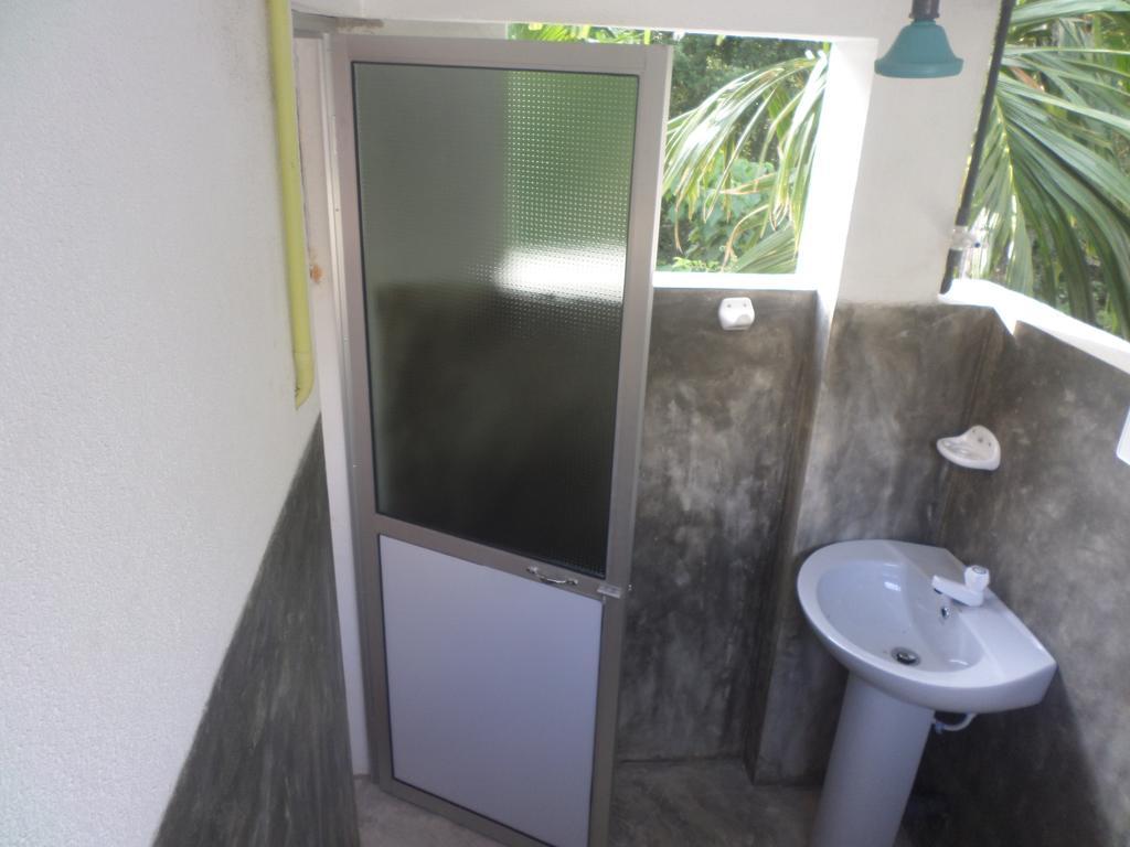 Gold Ocean House Apartman Dikwella Kültér fotó